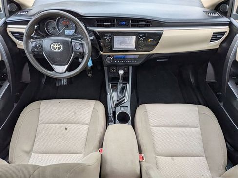 Used 2015 Toyota Corolla LE image 25