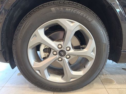Used 2023 Ford Escape ST-Line w/ Tech Pack #1 AWD/4WD image 13