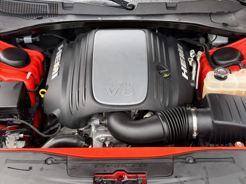 Used 2022 Dodge Charger R/T w/ Blacktop Package image 15