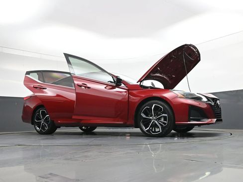 New 2026 Nissan Altima 2.5 SR FWD image 49