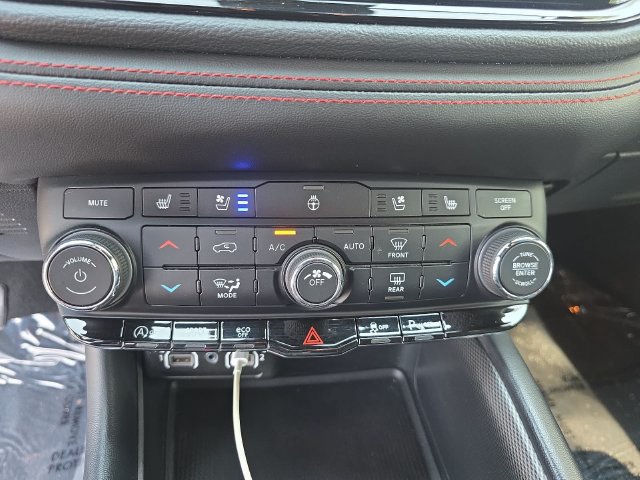 Used 2024 Dodge Durango GT AWD/4WD image 22