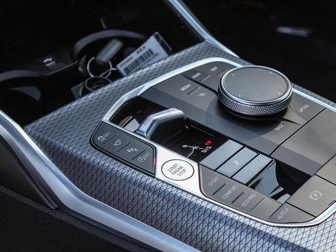 New 2026 BMW 430i Coupe w/ Parking Assistance Package image 19