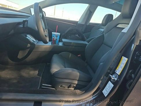 Used 2025 Tesla Model 3 Performance image 4