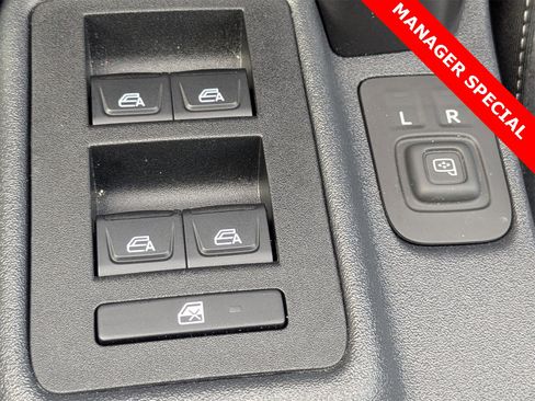 New 2025 Ford Bronco Badlands image 25