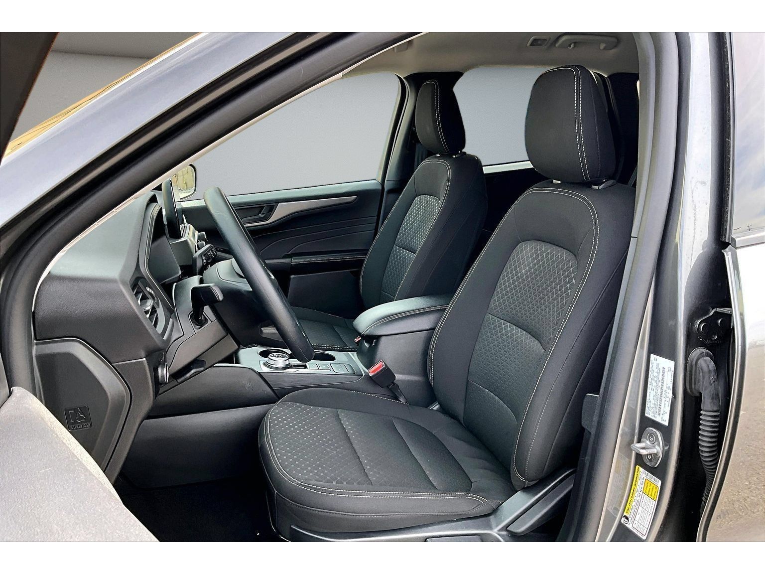 Used 2025 Ford Escape Active AWD/4WD image 33