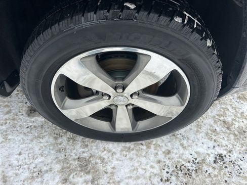 Used 2016 Jeep Grand Cherokee Overland w/ Advanced Technology Group image 16