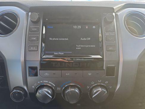 Used 2017 Toyota Tundra SR5 image 23