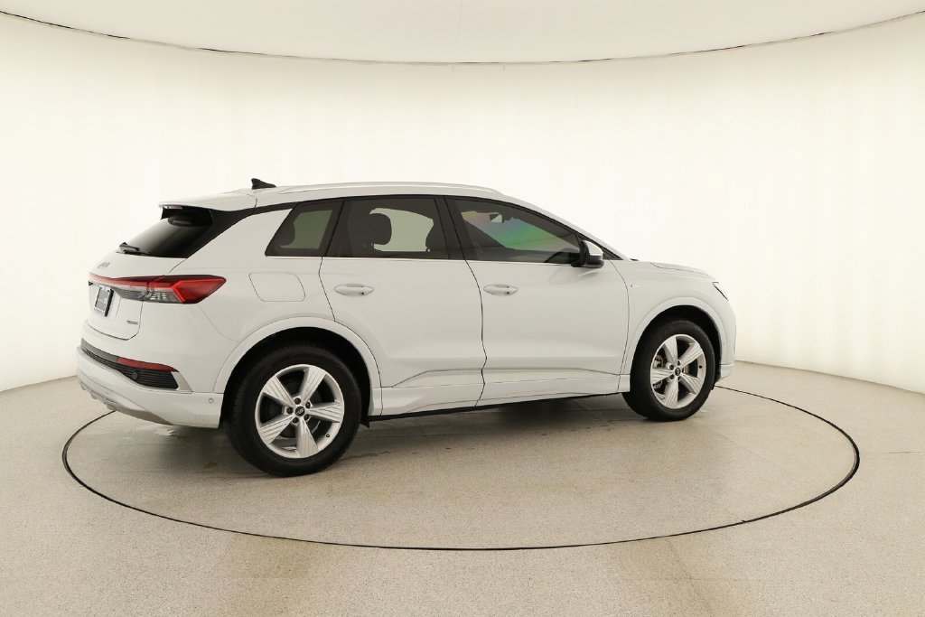 Certified 2023 Audi Q4 e-tron Premium Plus w/ Premium Plus AWD/4WD image 7