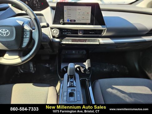 Used 2024 Toyota Prius LE image 14