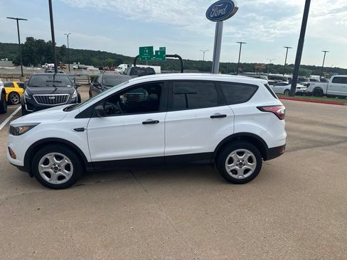 Used 2018 Ford Escape S FWD image 5