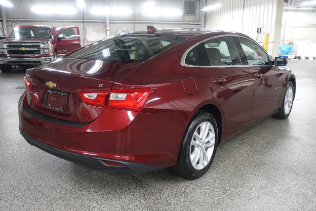 Used 2016 Chevrolet Malibu LT w/ Leather Package FWD image 7