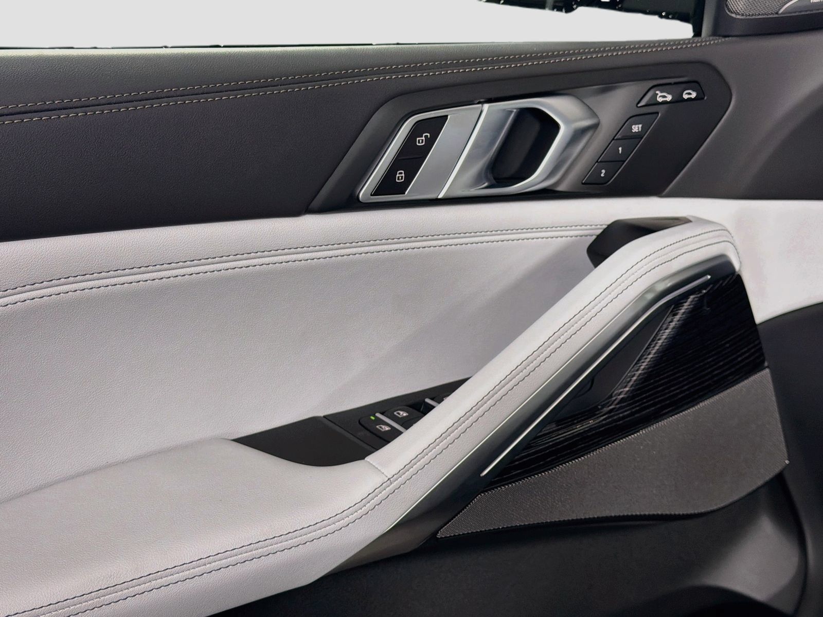 New 2027 BMW X6 xDrive40i AWD/4WD image 21
