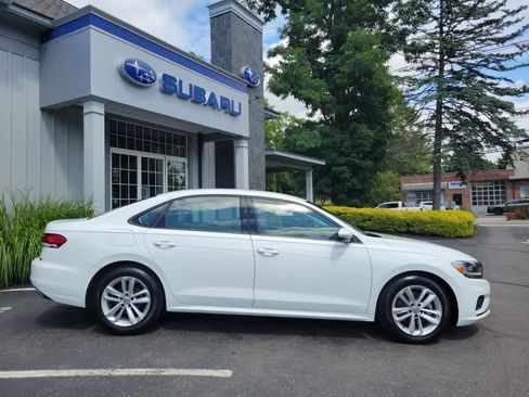 Used 2021 Volkswagen Passat 2.0T S FWD image 2