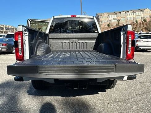 New 2026 Ford F250 Lariat w/ Black Appearance Package image 17