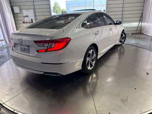 Used 2018 Honda Accord EX-L image 5