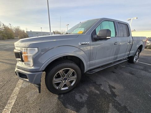 Used 2019 Ford F150 XLT w/ Equipment Group 302A Luxury image 4