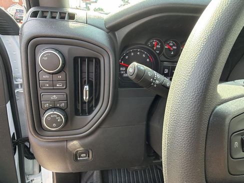 New 2026 Chevrolet Silverado 1500 W/T w/ Trailering Package AWD/4WD image 18