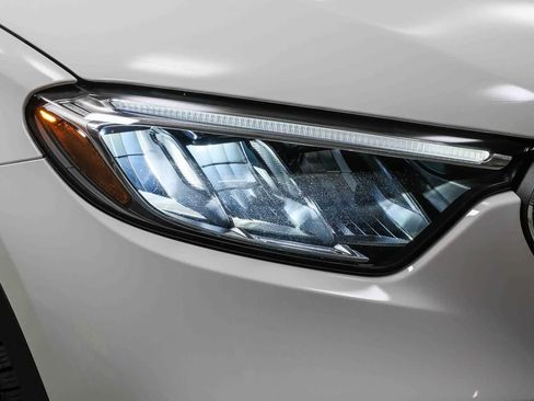 Certified 2025 Mercedes-Benz GLC 300 image 14
