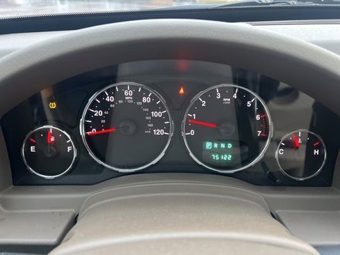 Used 2009 Jeep Liberty Sport image 20