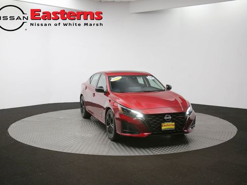 Used 2023 Nissan Altima 2.5 SR w/ SR Premium Package image 84
