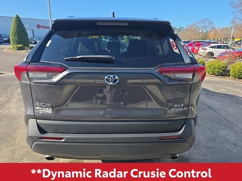 Used 2024 Toyota RAV4 XLE image 8