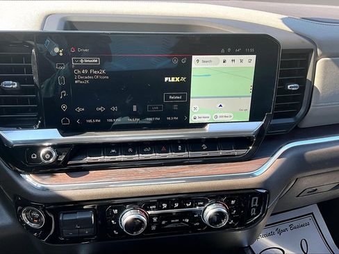 Used 2023 GMC Sierra 1500 SLT image 10