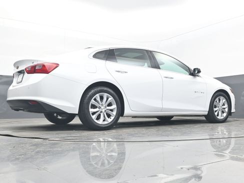 Used 2024 Chevrolet Malibu LT image 32