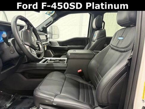 Used 2026 Ford F450 Platinum w/ FX4 Off-Road Package image 12