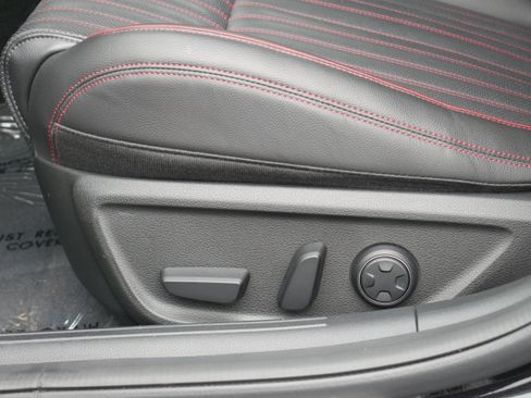 Used 2024 Genesis G70 2.5T w/ Sport Prestige Package image 13