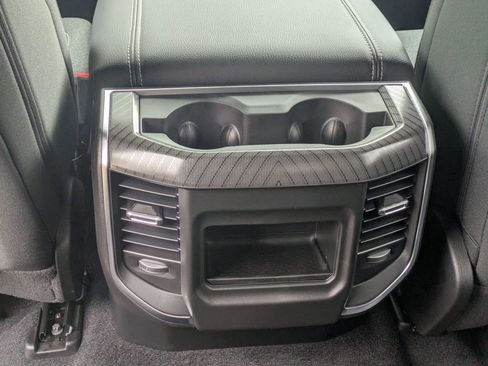 New 2026 RAM 1500 Express AWD/4WD image 23