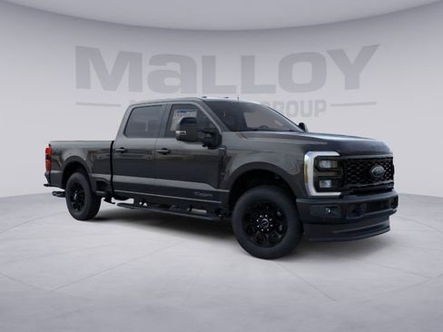 New 2026 Ford F250 Lariat w/ Black Appearance Package image 24