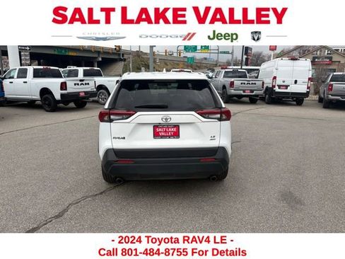 Used 2024 Toyota RAV4 LE image 4