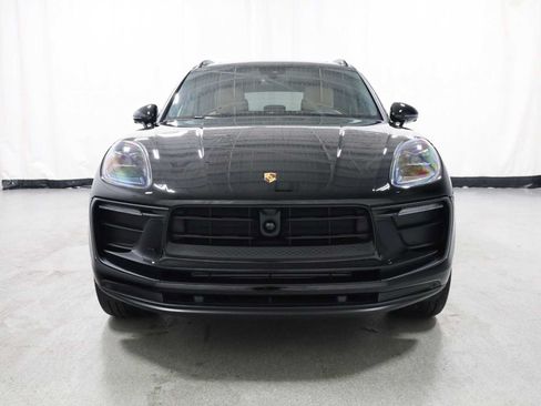 Certified 2026 Porsche Macan AWD/4WD image 14