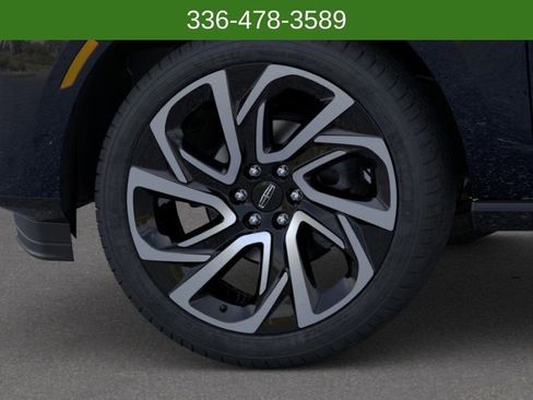 New 2026 Lincoln Navigator L Reserve AWD/4WD image 19