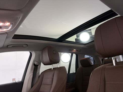 Used 2024 Mercedes-Benz GLS 450 4MATIC image 22