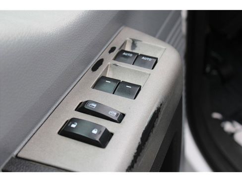 Used 2013 Ford F350 XLT w/ FX4 4X4 Off-Road Pkg image 13