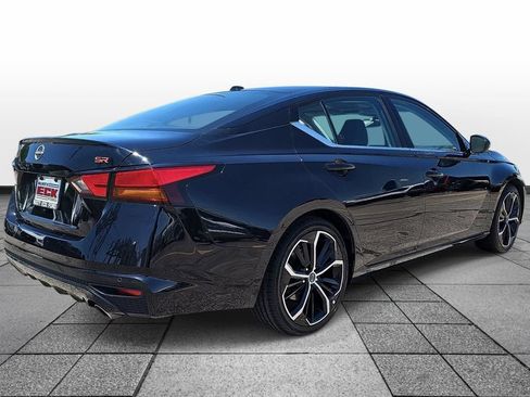 Used 2024 Nissan Altima 2.5 SR FWD image 5