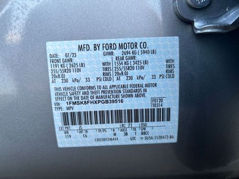 Used 2023 Ford Explorer Limited image 33