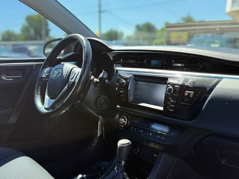 Used 2015 Toyota Corolla S FWD image 40