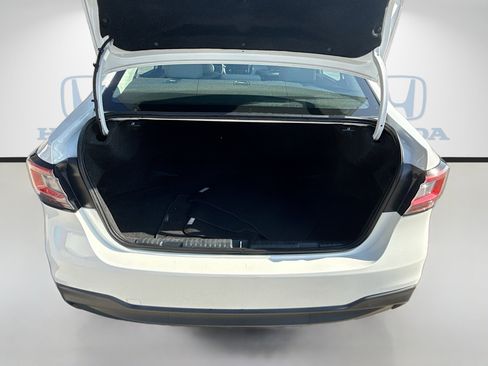 Used 2024 Subaru Legacy Premium image 25