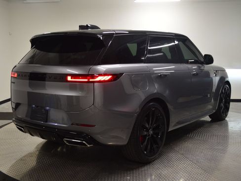 Used 2024 Land Rover Range Rover Sport Dynamic SE AWD/4WD image 7