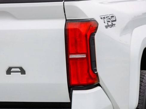 Used 2025 Toyota Tacoma TRD Sport RWD image 10