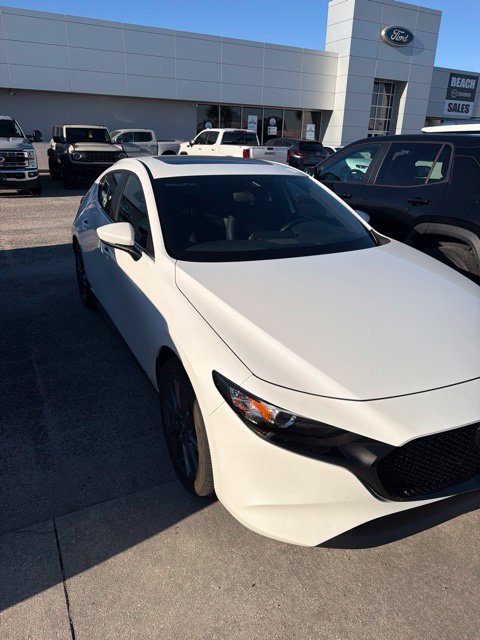 Used 2023 MAZDA MAZDA3 s FWD image 3