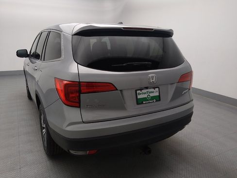 Used 2018 Honda Pilot EX image 6