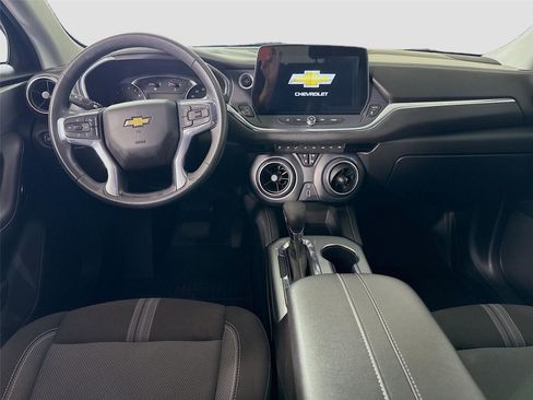 Used 2023 Chevrolet Blazer LT w/ Driver Confidence Package AWD/4WD image 2