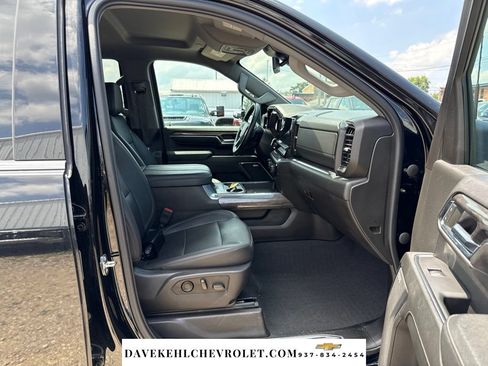 Used 2024 Chevrolet Silverado 3500 LTZ w/ LTZ Plus Package AWD/4WD image 21