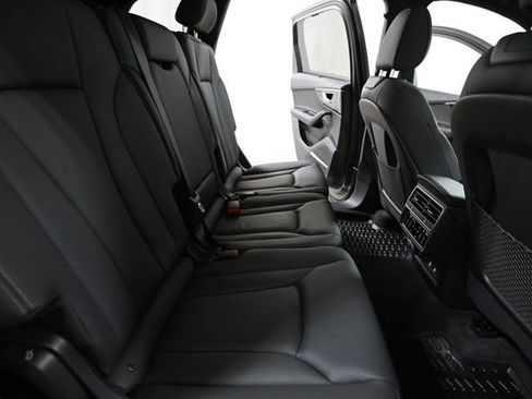 Used 2026 Audi Q7 3.0T Premium Plus w/ Premium Plus Package image 29