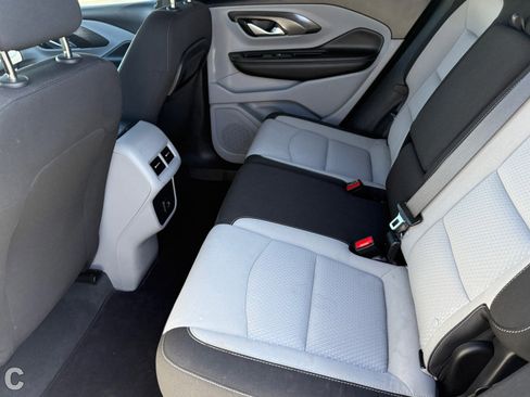 Certified 2022 GMC Terrain SLE image 15