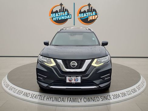 Used 2019 Nissan Rogue SV AWD/4WD image 8