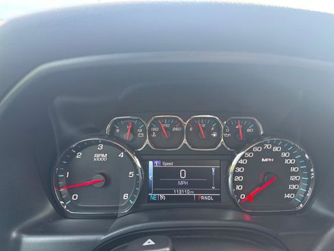 Used 2018 Chevrolet Silverado 1500 LT AWD/4WD image 19